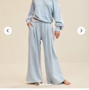 Aerie Street Trouser Navy blue wide leg sweat pants size XL